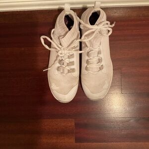 Cheer Sneaker